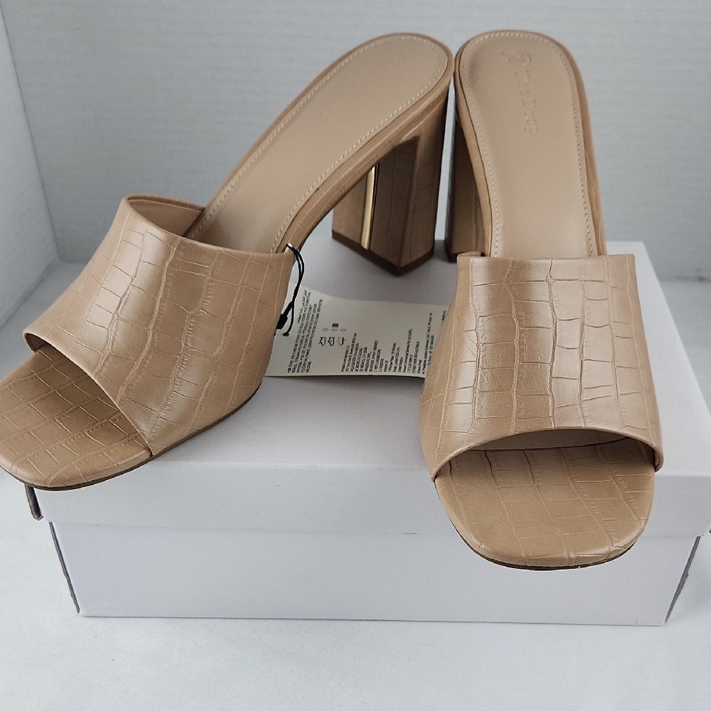 The Drop Pattie Womans Square Heel Mules Size 12